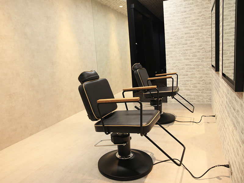 草加の床屋(バーバー) ｜ W(ダブル) 店舗イメージその３