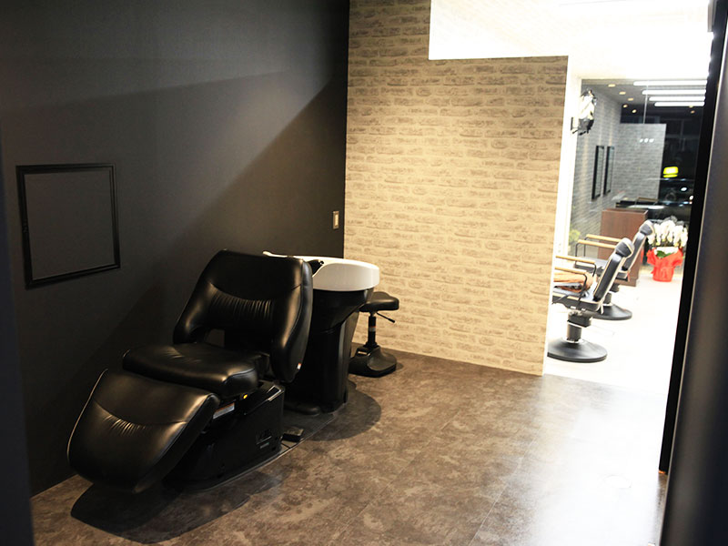 草加の床屋(バーバー) ｜ W(ダブル) 店舗イメージその５