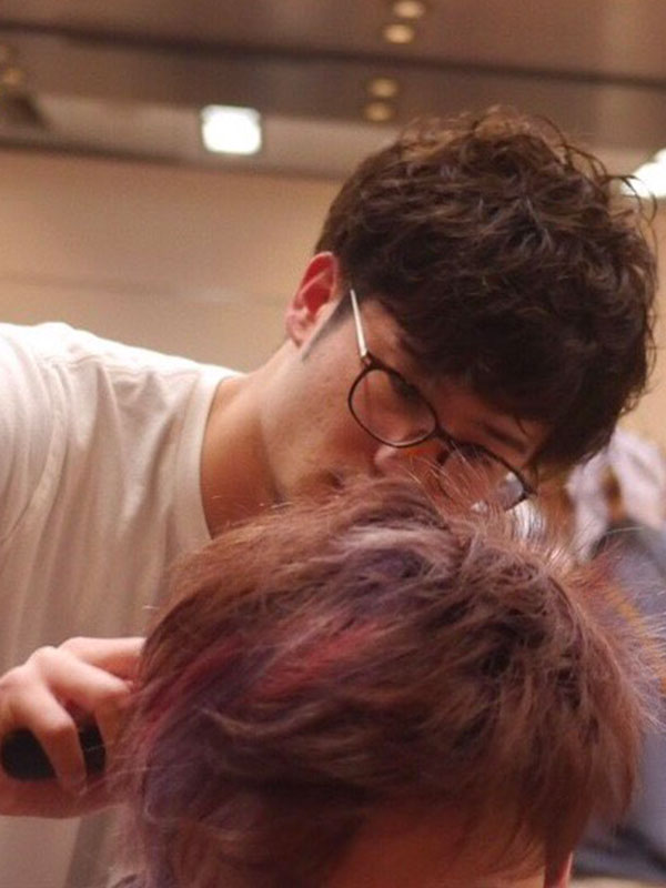 草加の床屋(バーバー) W(ダブル) オーナースタイリスト 徳永 大